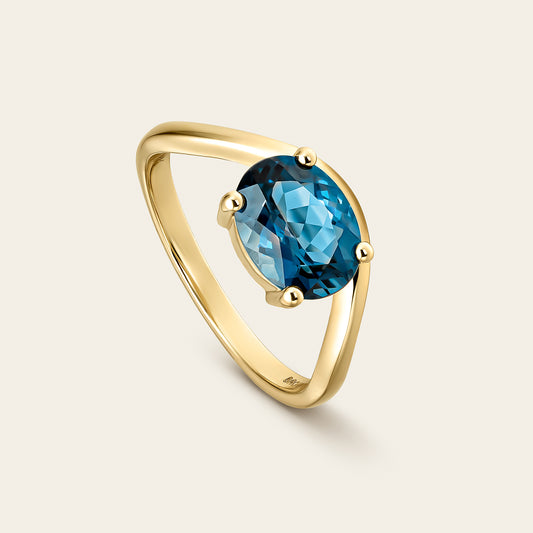 MIDNIGHT PINKY RING WITH LONDON BLUE TOPAZ