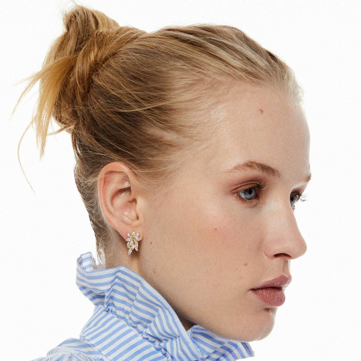 PENDIENTES FLOR DE CRISTAL