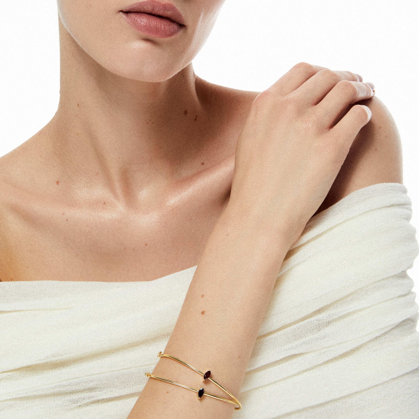 BRAZALETE ELLIE GRANATE