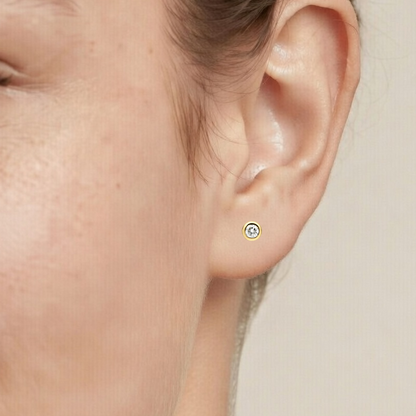 DIAMOND STUDS 