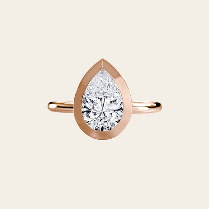 VELORA RING, THE BEZEL SOLITARIRE